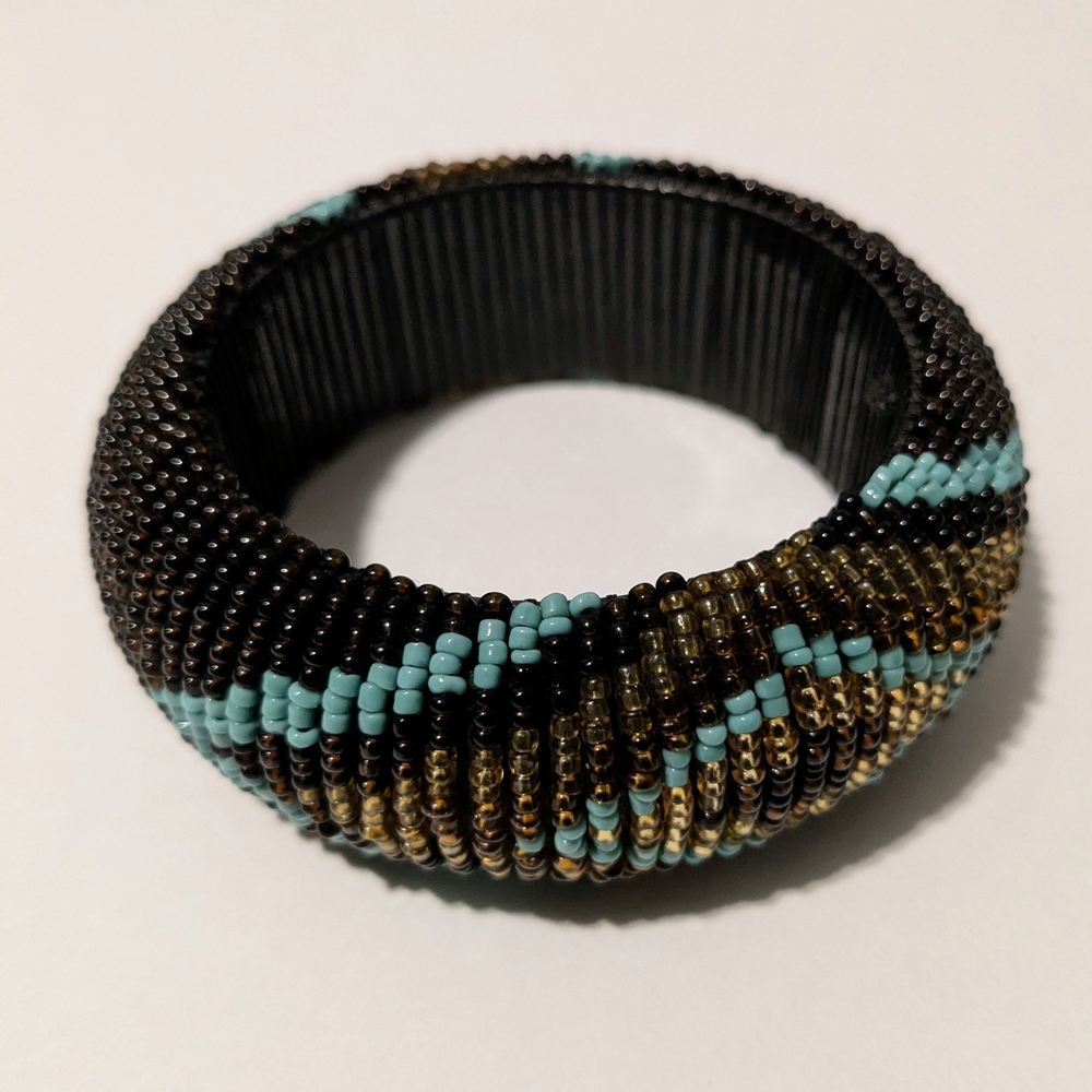 Beaded Bracelet with Black, Gold, and Blue Accents